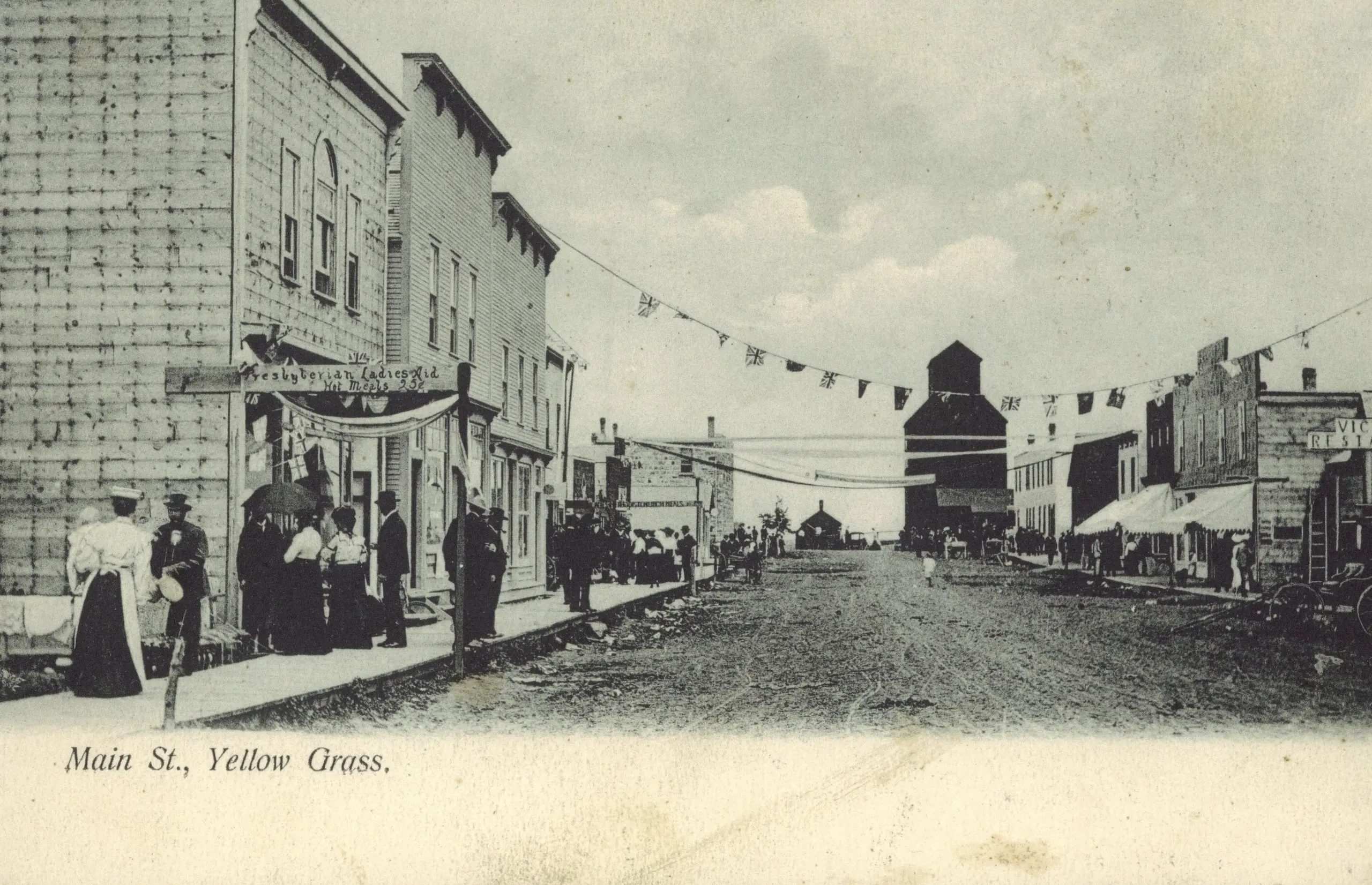 Main Street, Yellow Grass